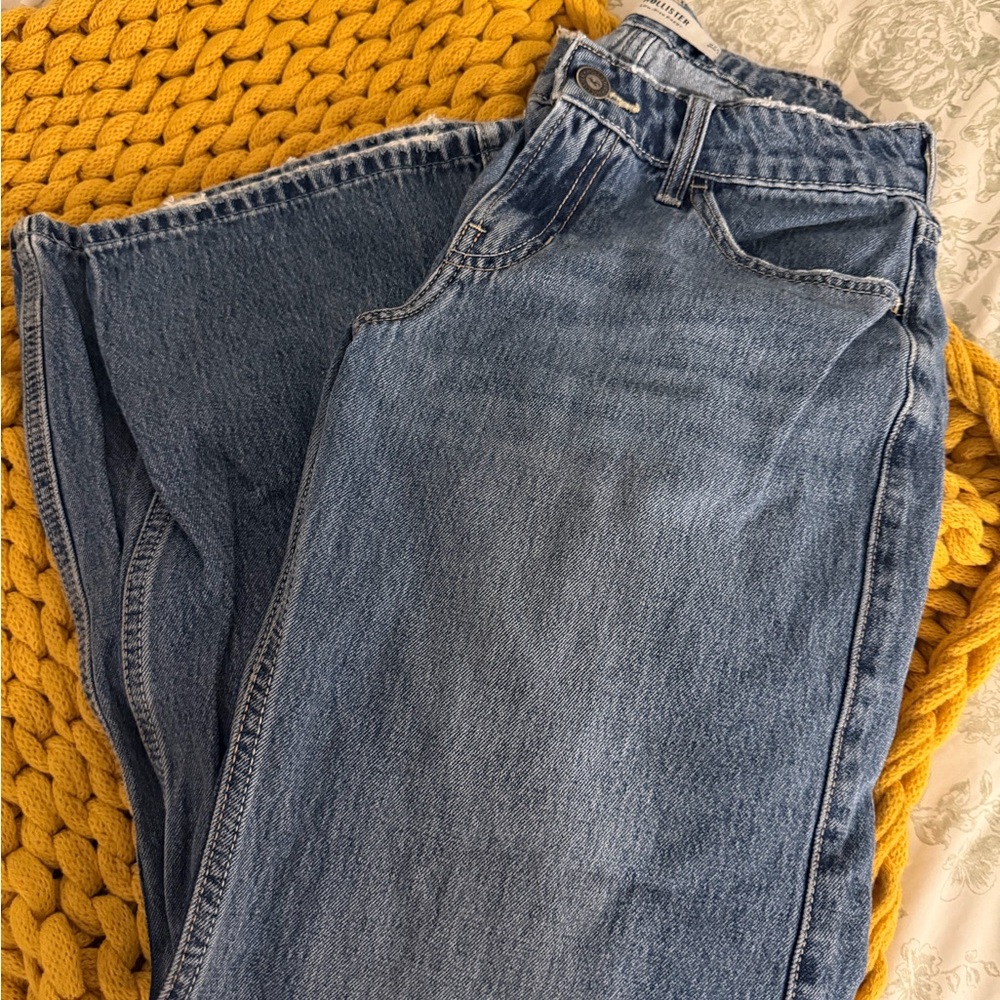 Hollister Low Rise Baggy Blue Jeans